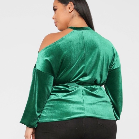 Fashion Nova asymmetrical emerald green wrap blouse. Long sleeve w/ cut out - Picture 2 of 4